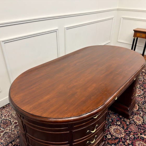 Grande Scrivania Ovale Classica Inglese – Scrivanie, Wood, Brass (photo 17 of 20)