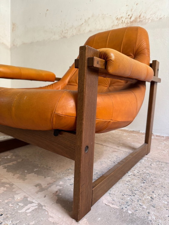 Image 1 of Percival Lafer, cognac fauteuil, MP -173, Brazilië, jaren 1970