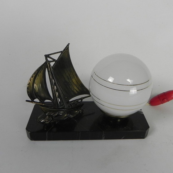 Art Deco desk lamp with sailboat and globe on marble base, 1930s – Table lamps, Metal, Vintage (photo 3 of 15)