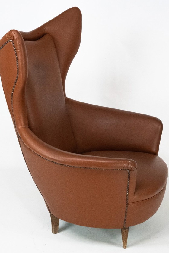 Image 1 of Italiaanse Mid-Century Wingback Fauteuil in Kunstleer, jaren 50
