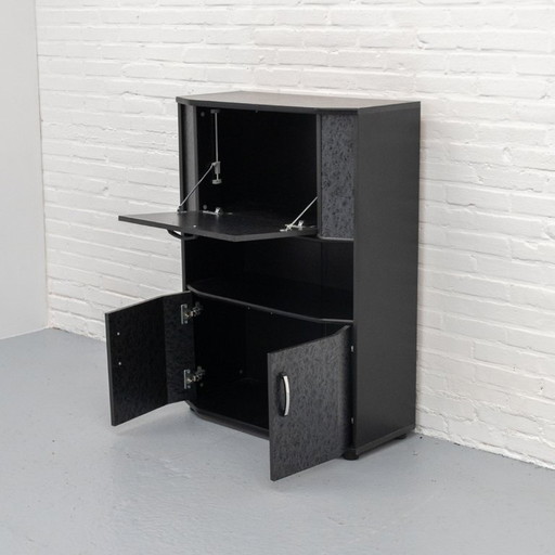Postmoderner Barschrank aus den 80er Jahren