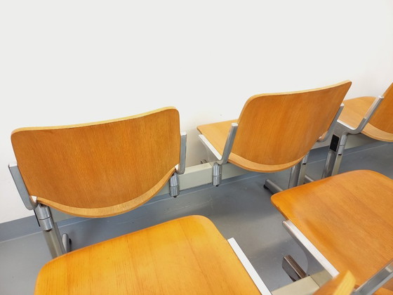 Image 1 of Suite Of 4 Benches Giancarlo Piretti For Castelli Vintage In Wood And Aluminum From The 70s