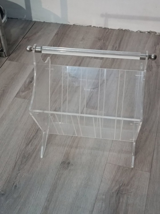 Image 1 of Porte revues vintage plexiglas France 1980s
