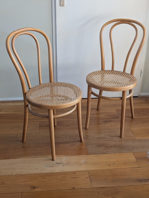 Set van 2 Thonet No 18 rotan caféstoelen, ZPM Radomsko