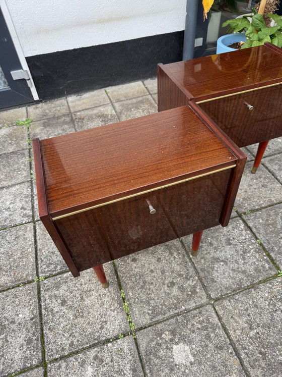 Coppia di Comodini Vintage in Laminato – Legno, Ottone (photo 7 of 12)