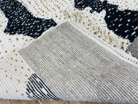 Image 1 of High-quality, traditional, handcrafted Beni Ouraine Berber rug, size 3/4 m