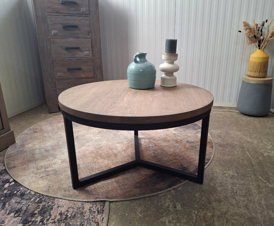 Image 1 of Robust coffee table made of solid oak and metal base