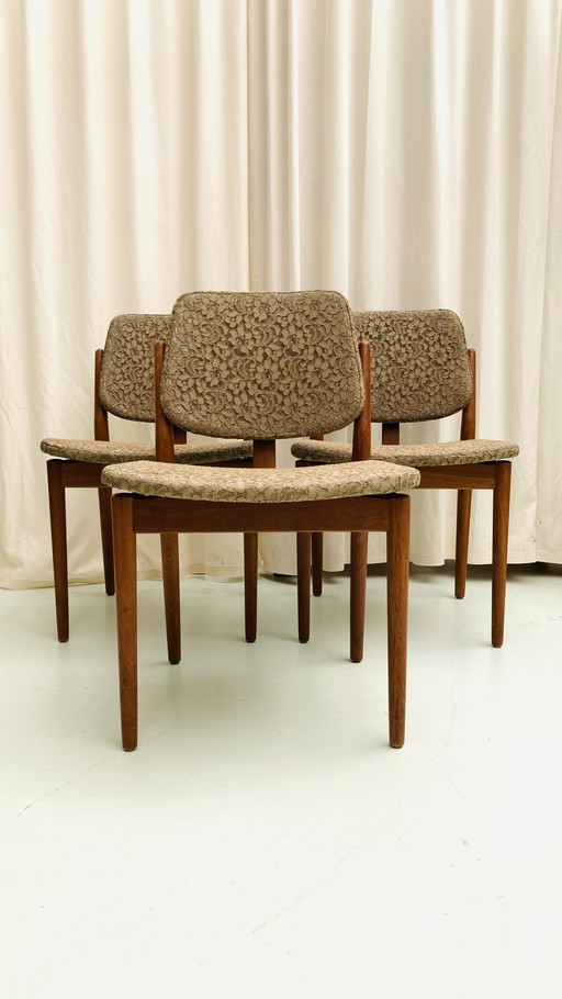 Sibaststoelen van Arne Vodder