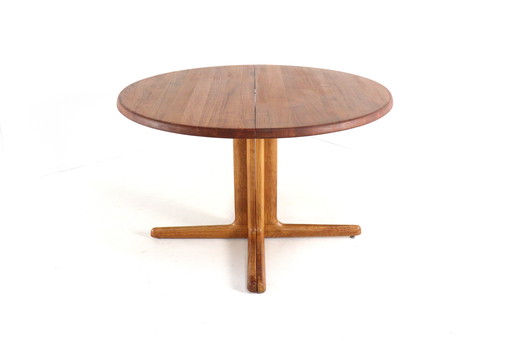 Round 2x extendable dining table vintage Danish solid teak