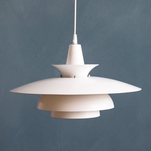 Lampe suspendue blanche Junge Roma Danish Design