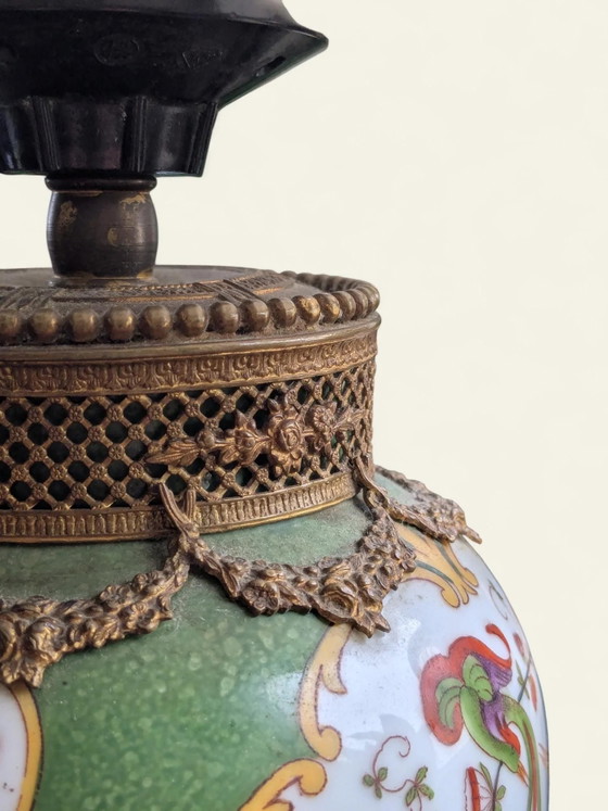 Rare Lampe de Table Vintage Mid-Century | Porcelaine & Abat-jour Tissu | Lampe de Chevet Rétro Années 50/60 (photo 7 of 8)
