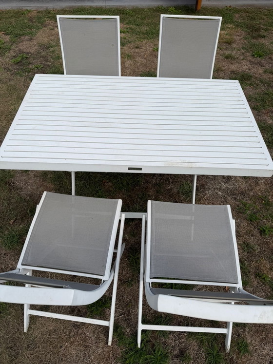 Witte Tuinset Met 4 Stoelen Kati&Kebon – Jati & Kebon, Textile, Aluminium (photo 4 of 8)