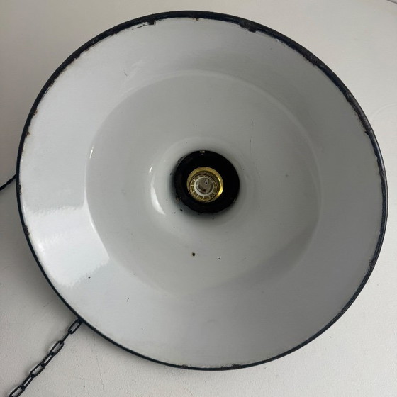 Image 1 of ANCIENNE SUSPENSION D’ATELIER EMAILLEE INDUSTRIELLE 40 CM 
