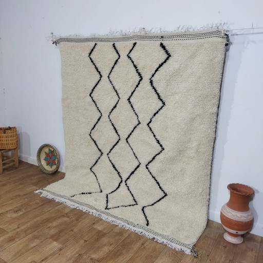 Handgefertigter Beni Ouarain Teppich aus Wolle - Tapis Beni Ouarain En Laine Fait Main