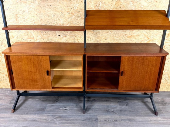Image 1 of Teakhouten wandplankensysteem uit de jaren 60/70 van Olof Pira, Zweden, midden-20e eeuw.