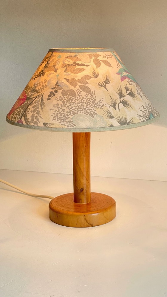 Image 1 of LAMP in solid pine with VINTAGE garden flowers