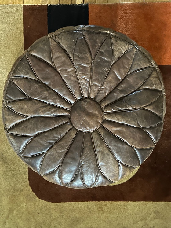 Image 1 of Leren poef 1970