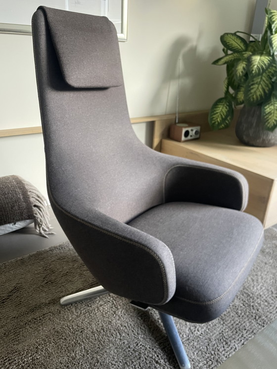 Image 1 of Vitra repos met pancina