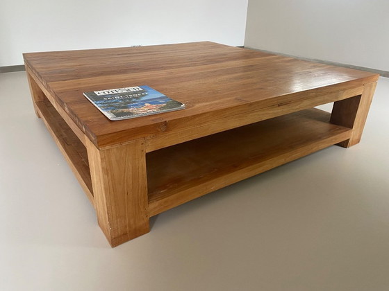 Image 1 of Robust coffee table made of solid hardwood