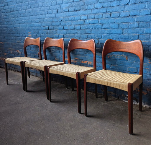 Silla 4x de mediados de siglo - Arne Hovmand Olsen para Mogens Kold