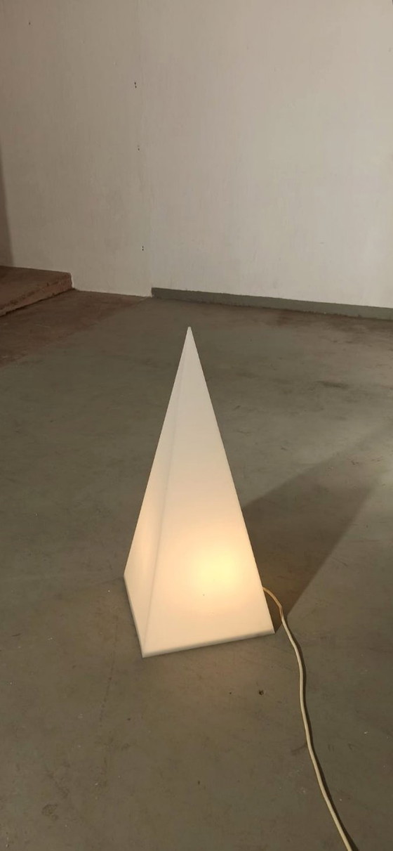Image 1 of Vintage pyramid shaped floor lamp 