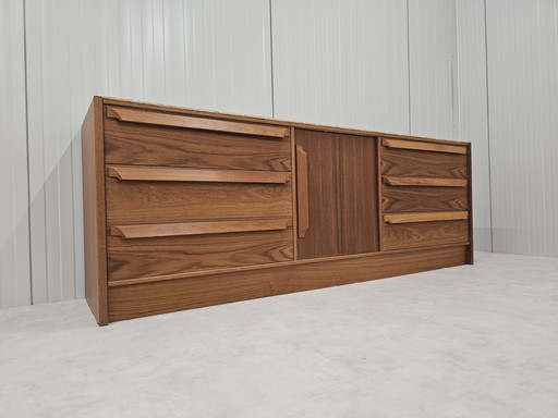 Mid Century Modern Teak Dressoir met Tegelblad

