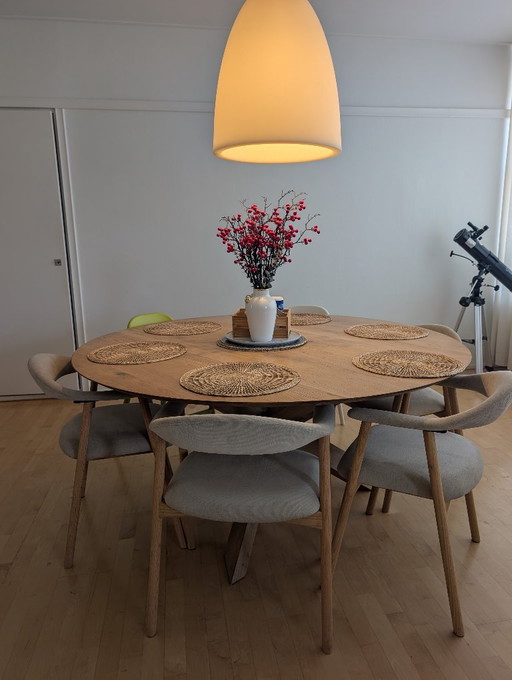 Ethnicraft eiken ronde tafel 163cm