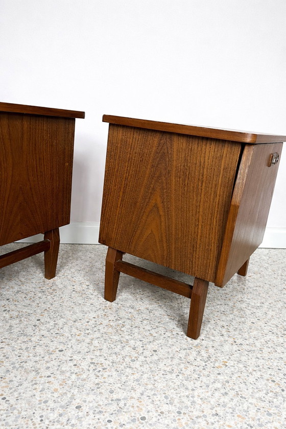 Image 1 of (1 di 2) Bellissimi comodini vintage danesi