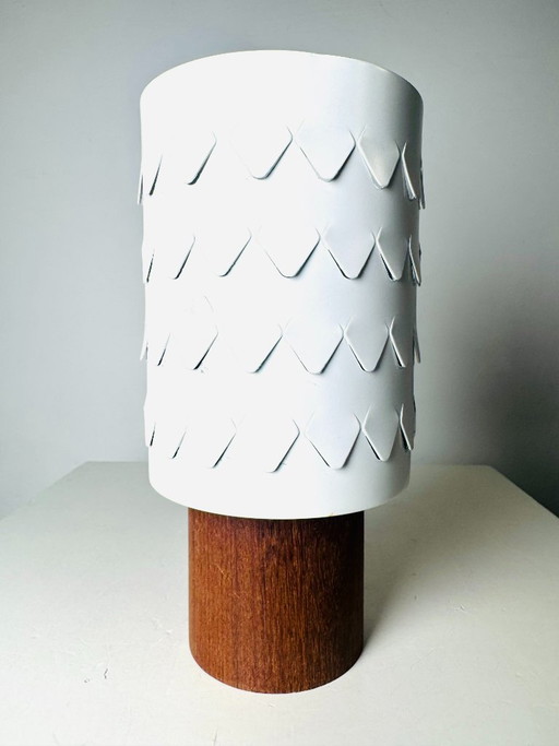 Teak And Perforated Metal Table Lamp By Hans-Agne Jakobsson For ASEA, Sweden, 1960s – tafellampen, Wood (photo 2 of 6)