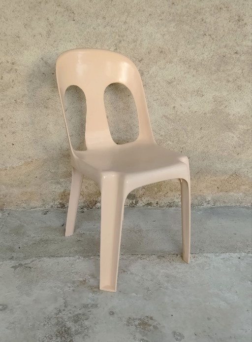 Chaise design mono-bloc par Henry Massonnet pour Stamp - années 80