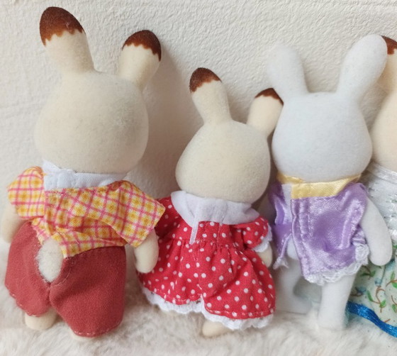 Image 1 of Konvolut von 5 Sylvanians-Hasenfiguren der Epoch