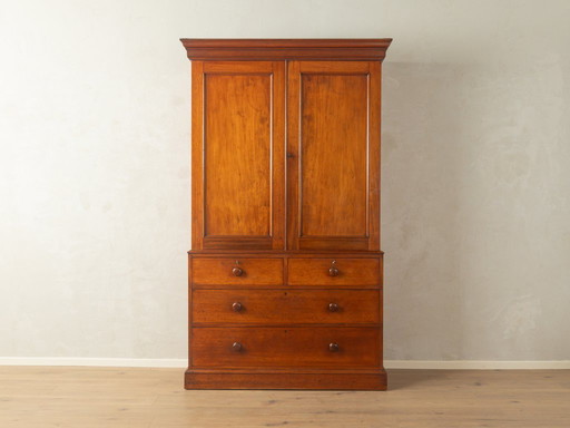 Linnenkast uit de jaren 1840, vintage