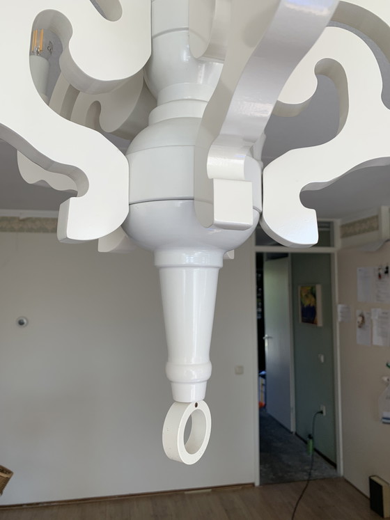 Image 1 of Lámpara de araña blanca elegante, réplica de Studio Job