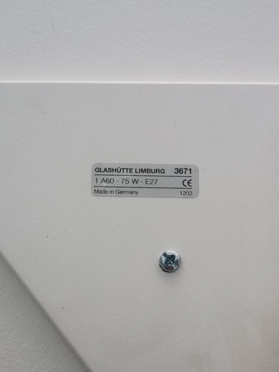 Image 1 of Een paar grote wandlampen model 3671 van Glashütte Limburg, jaren 70.