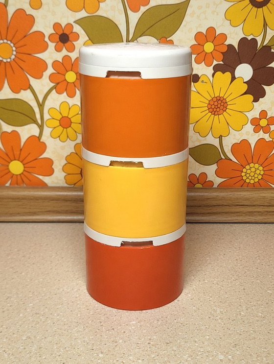 Image 1 of Ensemble de 3 pièces Tupperware vintage : pichet à jus, shaker et tour à épices