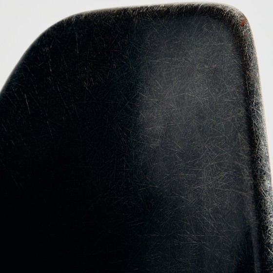 Set di 4 sedie MK11682 DSX di Charles e Ray Eames. – Vitra, Sedie da camera, Fiberglass, Metal (photo 9 of 37)