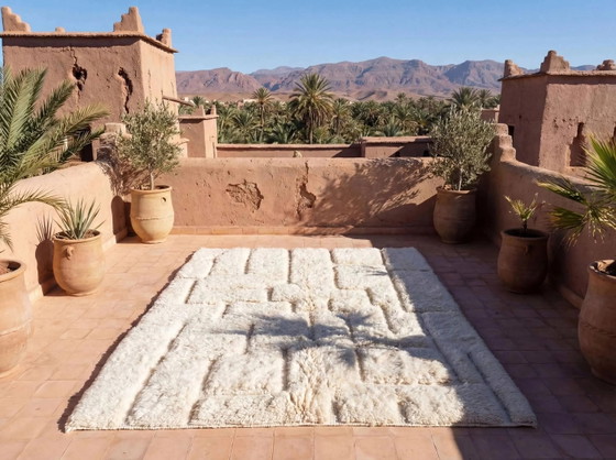 Tappeto marocchino in lana tessuto a mano, 250x150 cm, stile tradizionale. – Tappeti, Wool (photo 2 of 10)