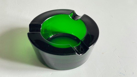 Image 1 of Vintage Aschenbecher aus grünem Glas