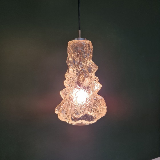 Image 1 of Vintage Peill & Putzler "Alaska" Pendant Lamp - Sculptural Glass - 1970s - 35 cm high.