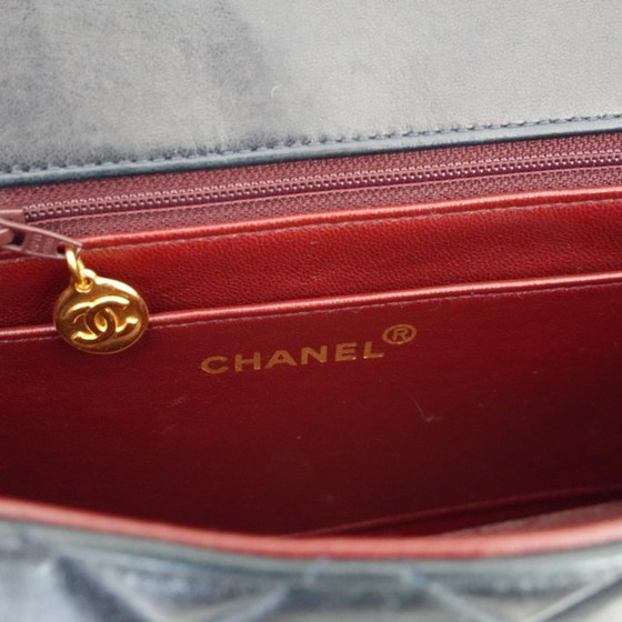 Image 1 of CHANEL DIANA MEDIUM BAG | NAVY BLUE