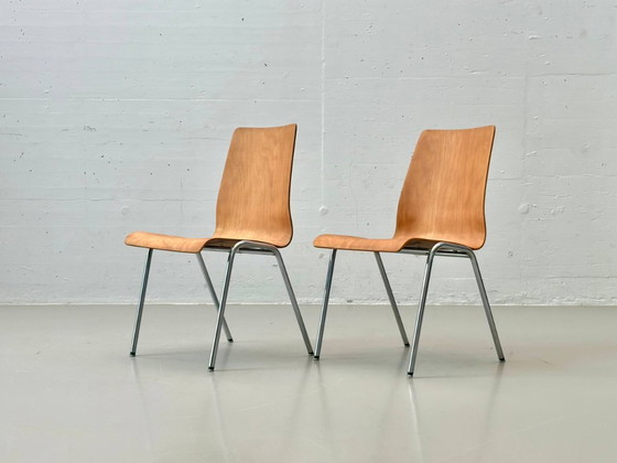 Image 1 of Set van 4 stapelbare stoelen van IGH Herisau, Zwitserland, jaren 70.