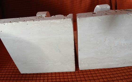 Image 1 of Fermalibri in travertino