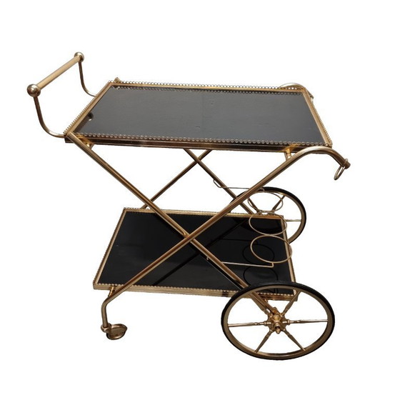 Image 1 of Hollywood Regency bedient die Straßenbahn