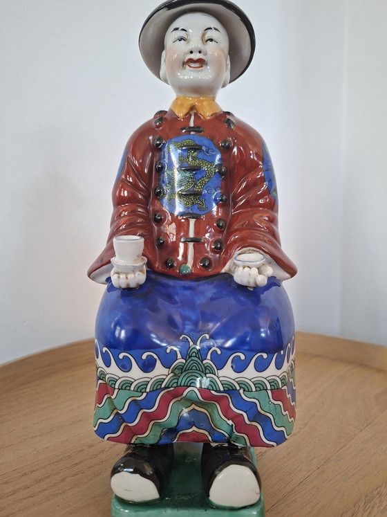 Image 1 of Beautiful Chinese Porcelain Statue - Emperor (28 cm)