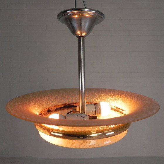 Image 1 of Art Deco hanglamp met glazen schaal van gewolkt glas met een gouden band, jaren 30