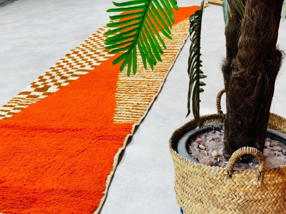 Image 1 of Tapis marocain en laine naturelle 400cmx100cm