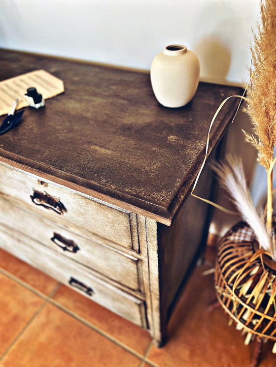 Image 1 of Cassettiera antica con patina blu-grigia toscana