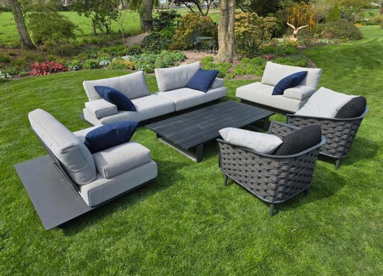 Image 1 of Set completo di divani, sedie, tavolo e braccioli Manutti Air Lounge modulari