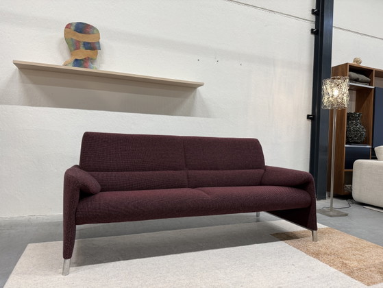 Image 1 of Leolux Felizia 3-Sitzer-Sofa, Stoff Andes, schwarz/rot