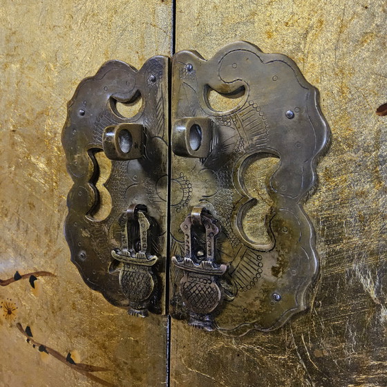 Image 1 of Vintage Chinese Kast Bladgoud / Bloemen en Vogels / Bohemian Kast / Aziatische Kast / Oosterse Kast